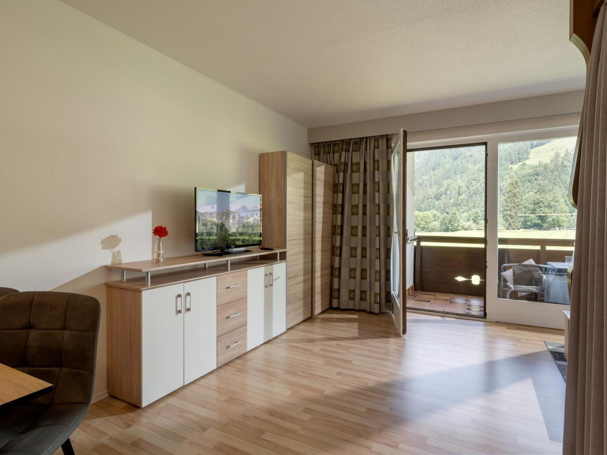 Appartementhaus Montana Kg 왈츠시 외부 사진