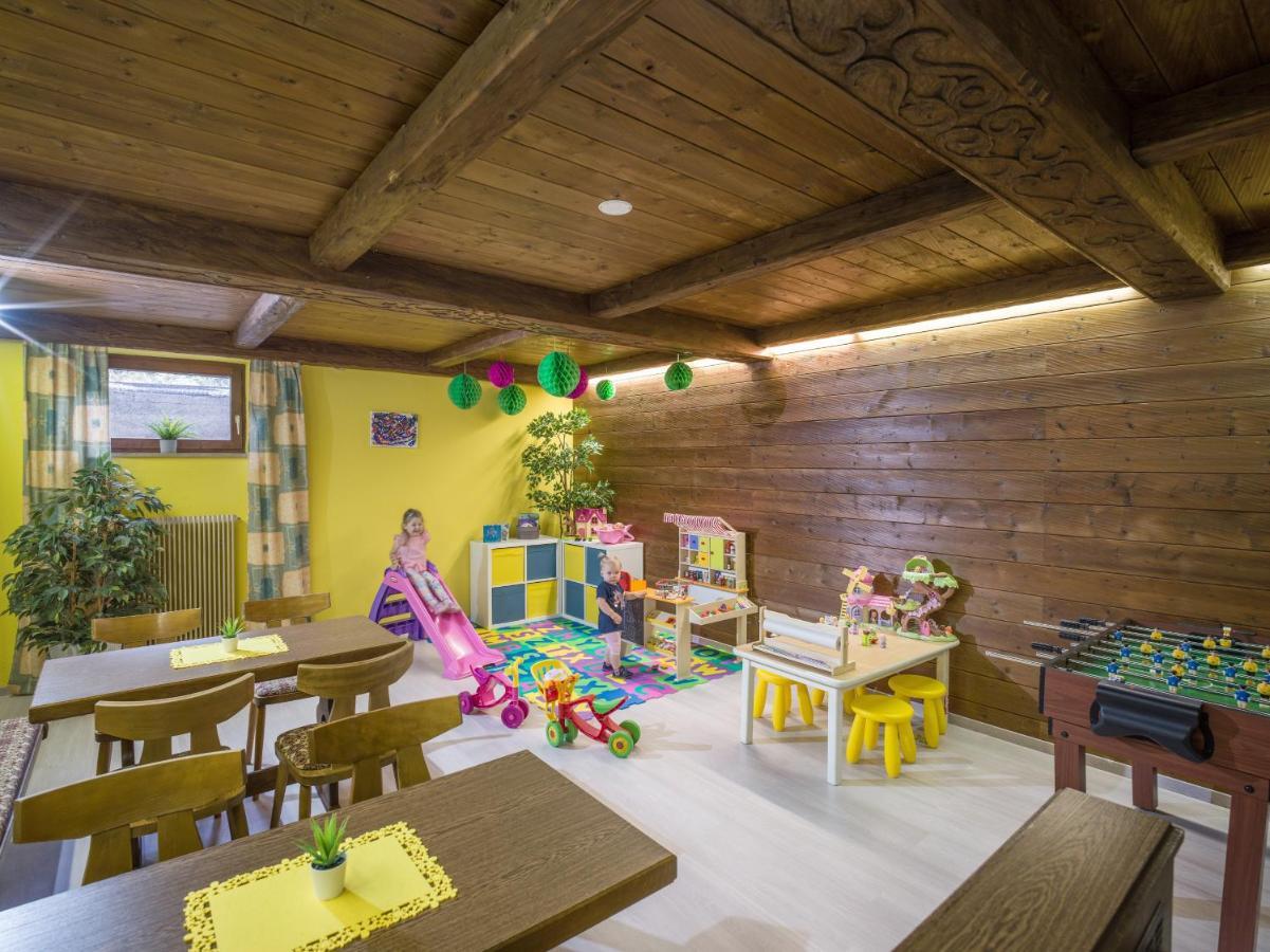 Appartementhaus Montana Kg 왈츠시 외부 사진